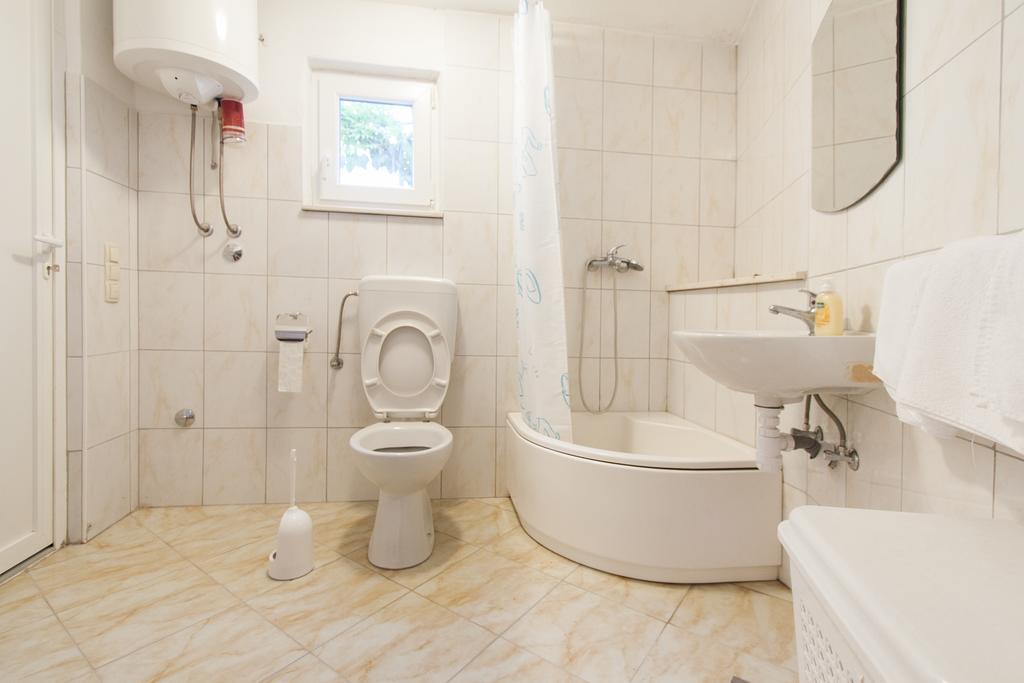 Apartment Mikulic Дуче Екстер'єр фото